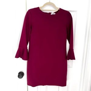 EUC wine color dress. 3/4 sleeeves